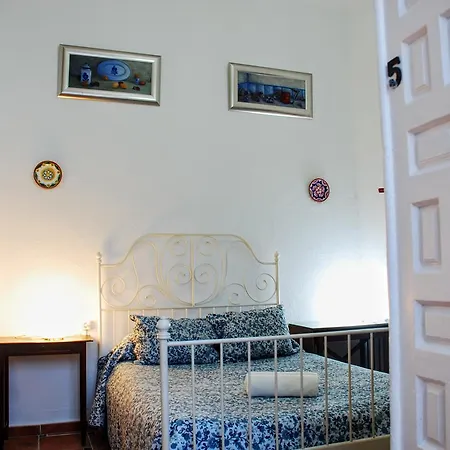 Bed & Breakfast Patio 19 2*